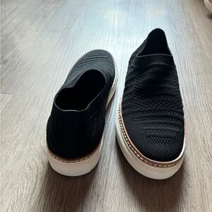 Vince Camuto Slip On Sneaker. Women Size 5